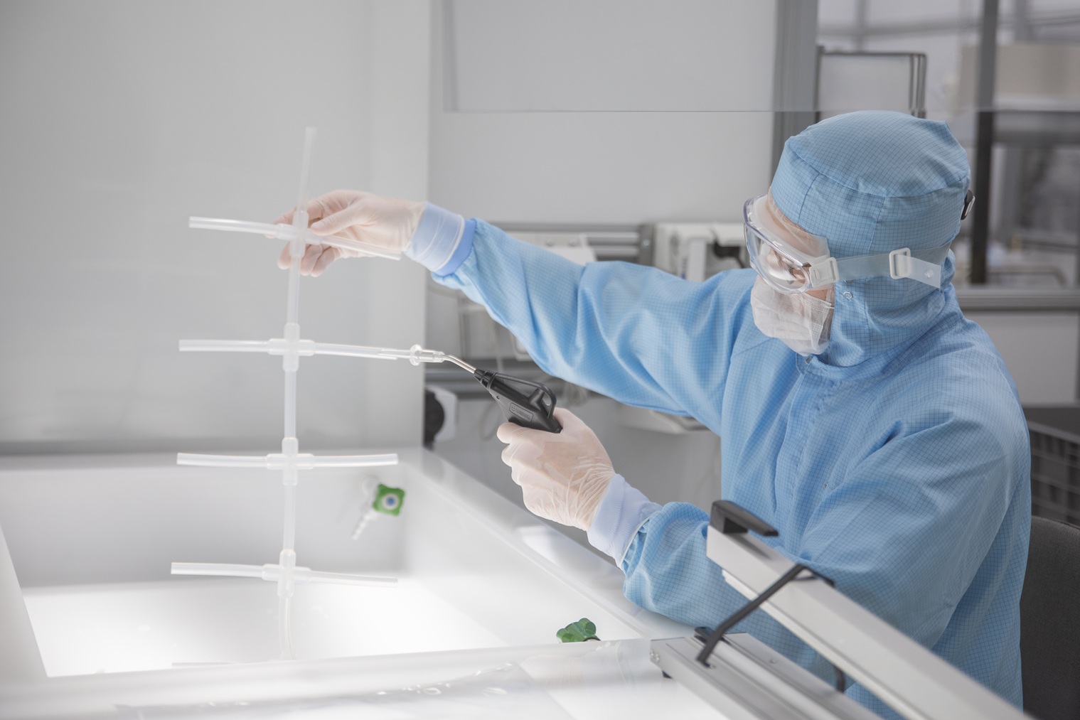 Freudenberg Medical opens ISO Class 5 cleanroom for pre-sterilized single-use assemblies